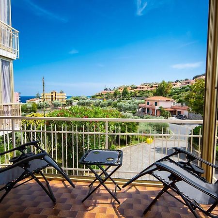 Appartement La Casa Di Vittoria à San Lorenzo al Mare Extérieur photo
