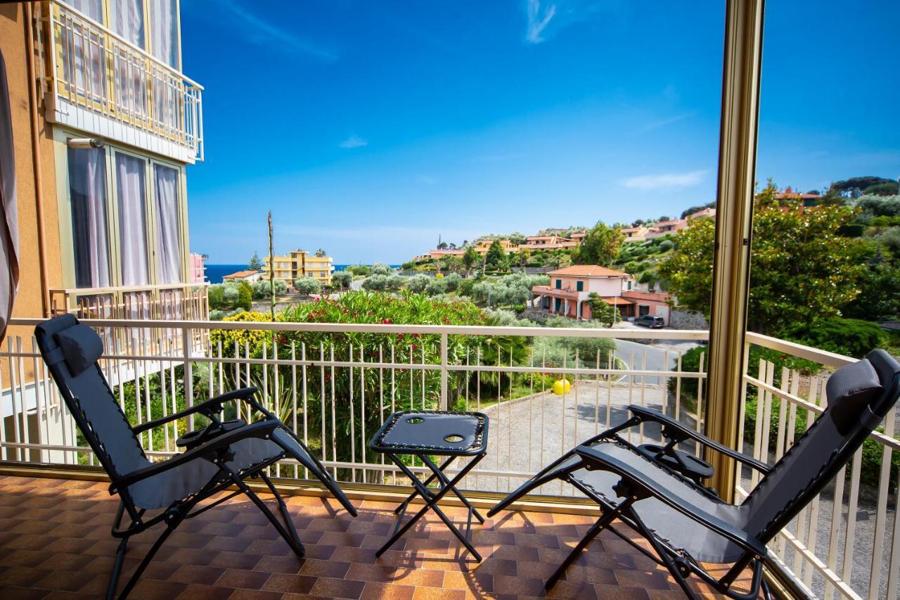 Appartement La Casa Di Vittoria à San Lorenzo al Mare Extérieur photo