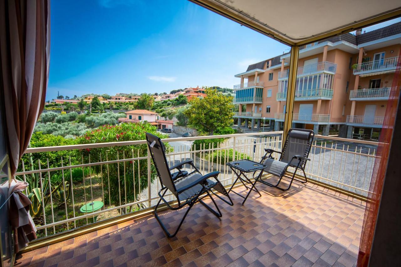 Appartement La Casa Di Vittoria à San Lorenzo al Mare Extérieur photo