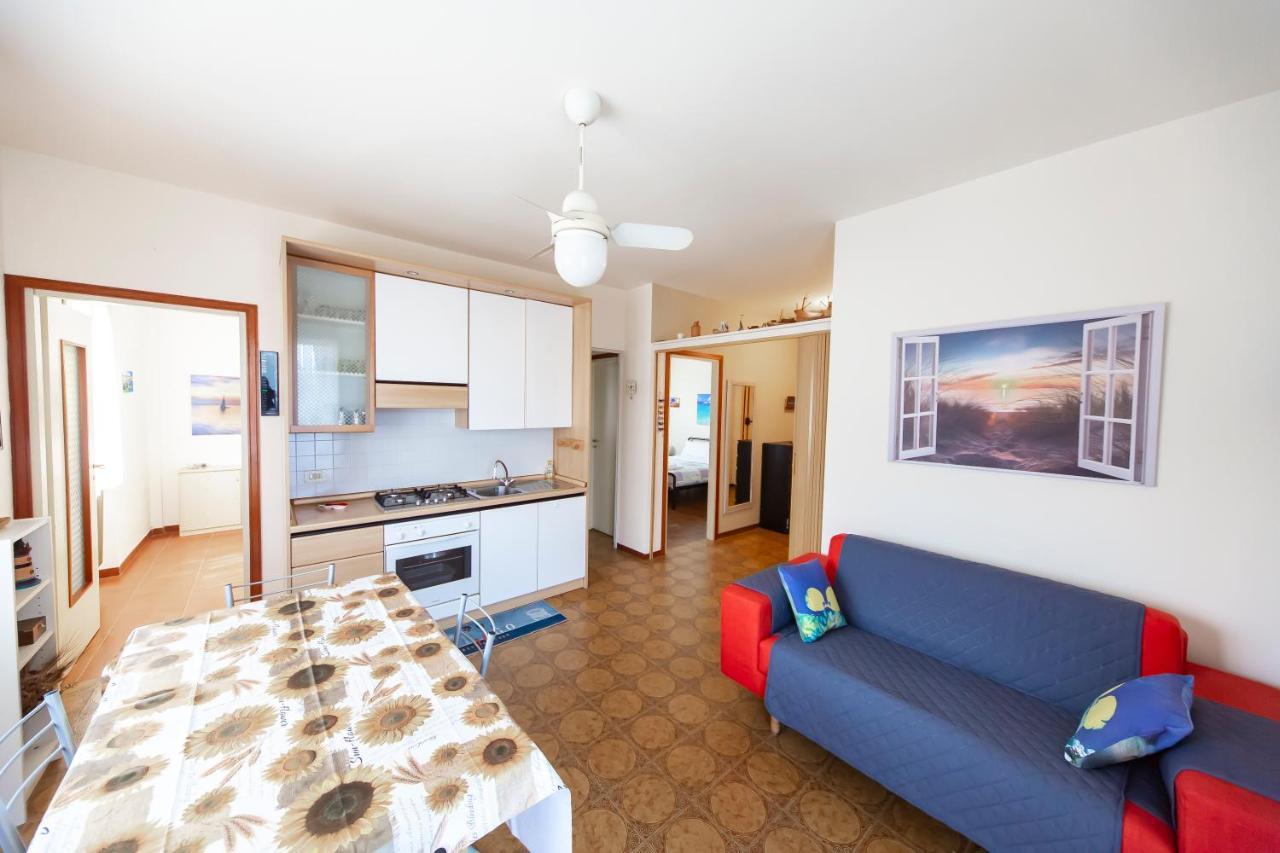 Appartement La Casa Di Vittoria à San Lorenzo al Mare Extérieur photo
